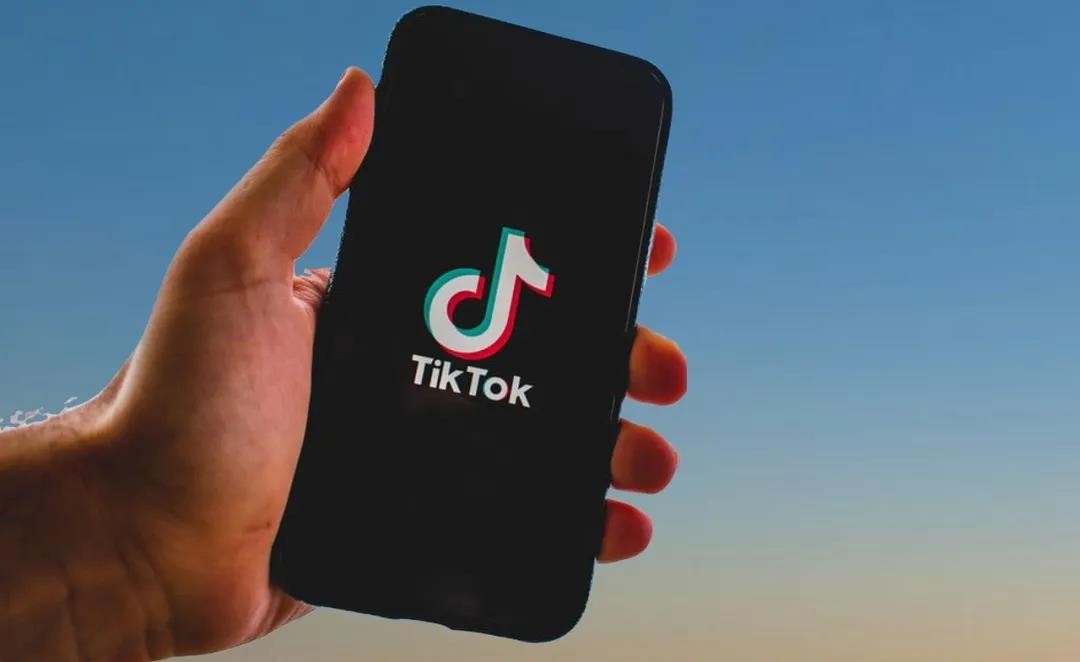 阿里“抢食”TikTok：猛吃流量，疯狂吸粉重仓直播