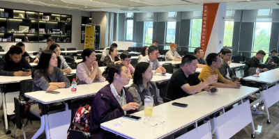 乐清市跨境电商培训班来访全球跨境电商知识服务中心