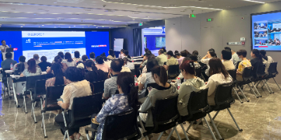 浙江大学海南海口干部培训班来访知识服务中心